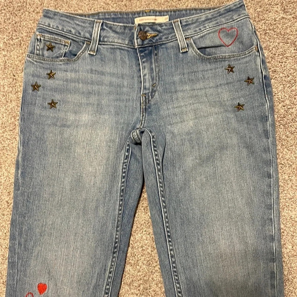 Levi’s 535 Super Skinny Jeans Star Studded Embroidered Hearts 28 - Picture 3 of 16